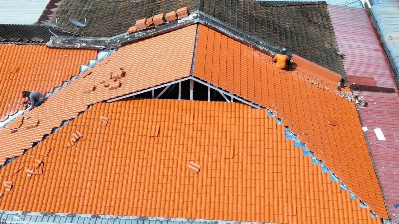 Roof tiles changing project by One Roof Solutions